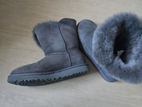 Ugg boots classic short grau - ugg,